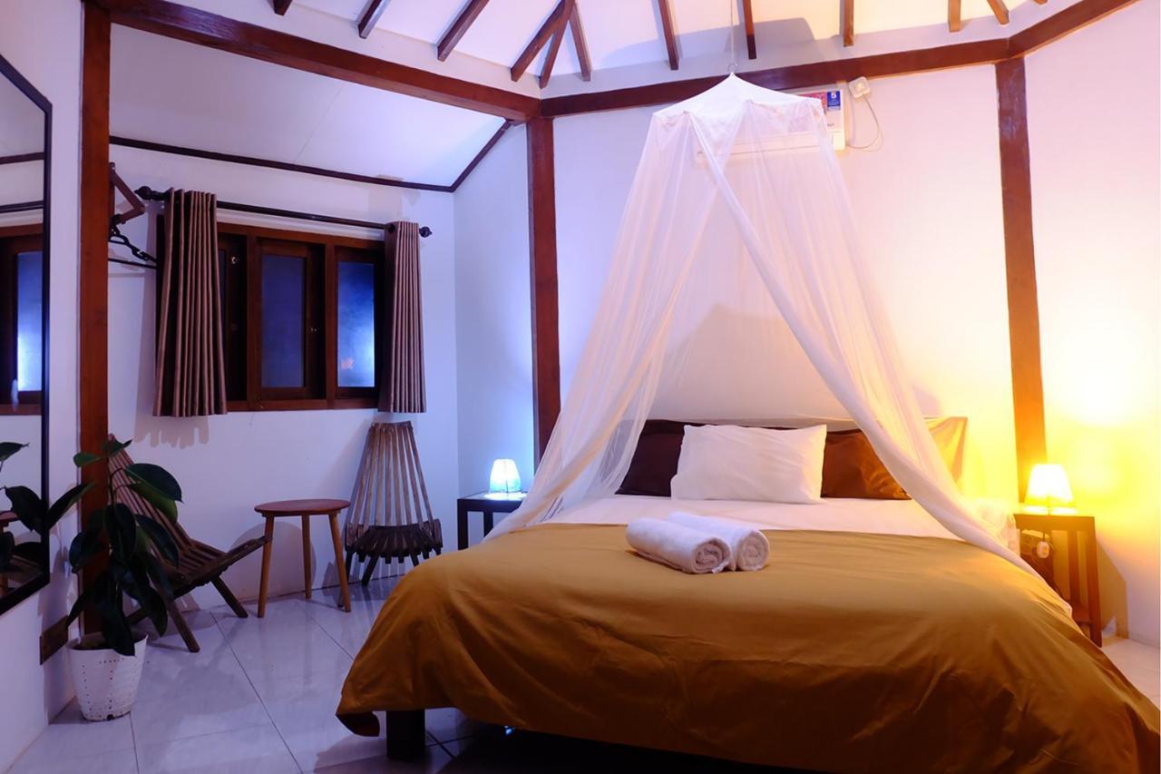 Ayu Hotel Карімунджава Екстер'єр фото